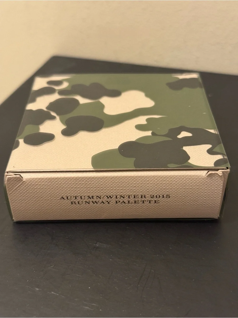 NIB Burberry Runway Palette Autumn/Winter 2015 Eyeshadow Camouflage LE UNOPENED